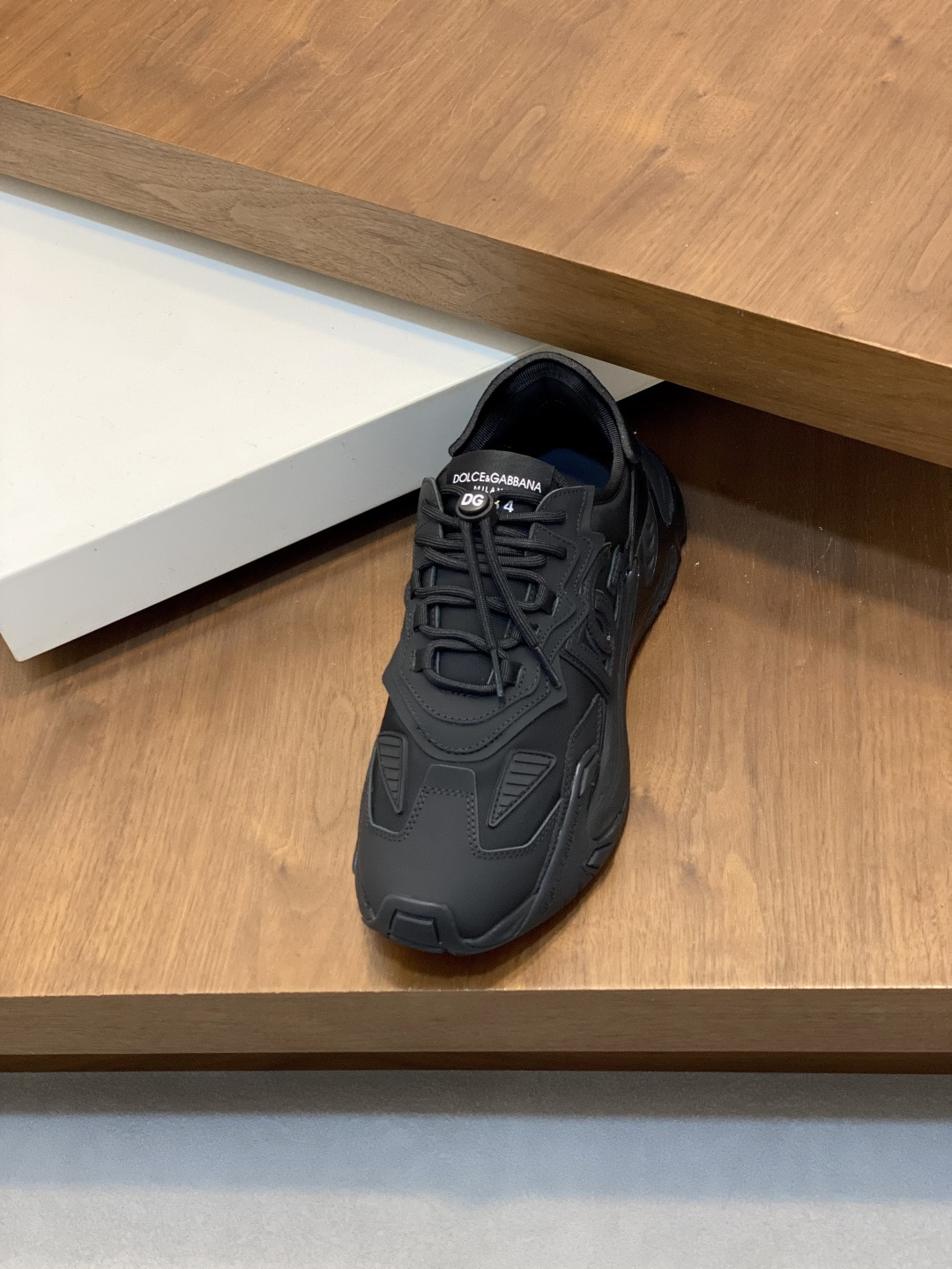 olce & Gabbana shoe